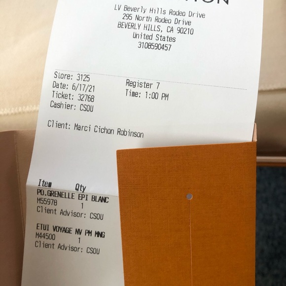 NWT Louis Vuitton Pochette Grenelle white crossbod - Picture 8 of 9